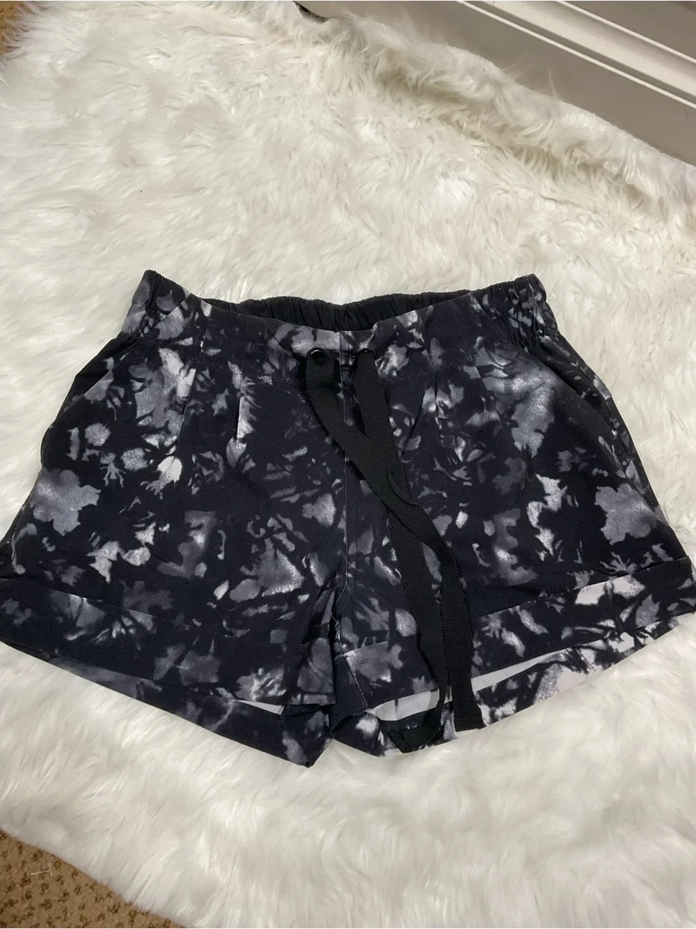 lululemon athletica day ii easily